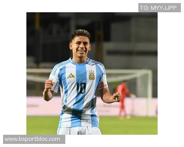 埃弗拉回忆莫耶斯执教时期自感表现糟糕并批评当代球员软弱