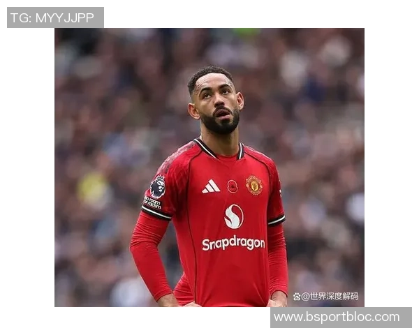 曼联今日训练亮点库尼亚笑容满面伤势恢复良好