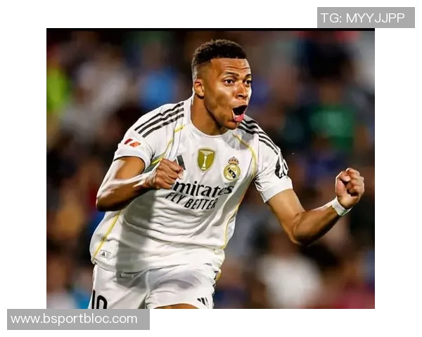 姆巴佩荣膺九月最佳奖杯再破门分享伯纳乌之夜的美妙时刻