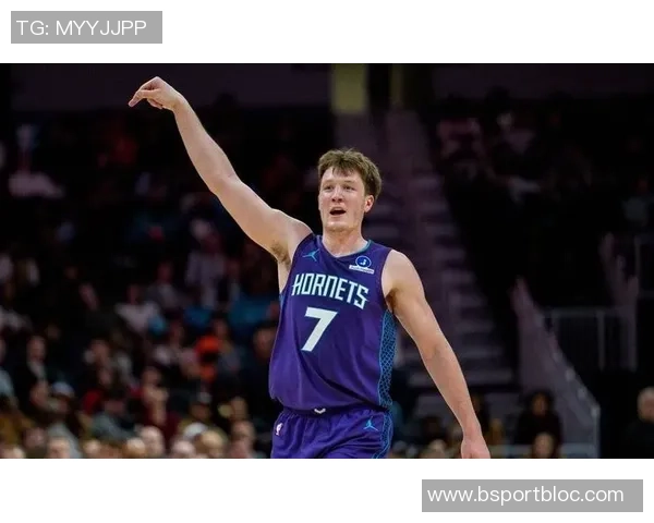 弗拉格表现低迷黄蜂新秀状态不佳14投仅3中难救主