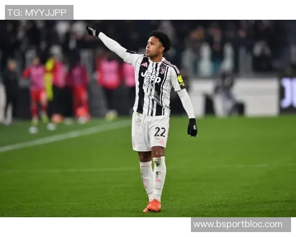 米体报道麦肯尼在斯帕莱蒂麾下表现出色尤文将讨论续约事宜